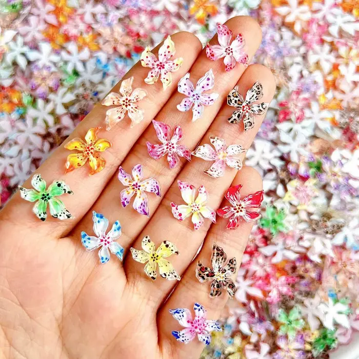 Mélange de résine 3D dégradé coloré Transparent Lily Nail Art décoration Style bizarre fleur tacheté