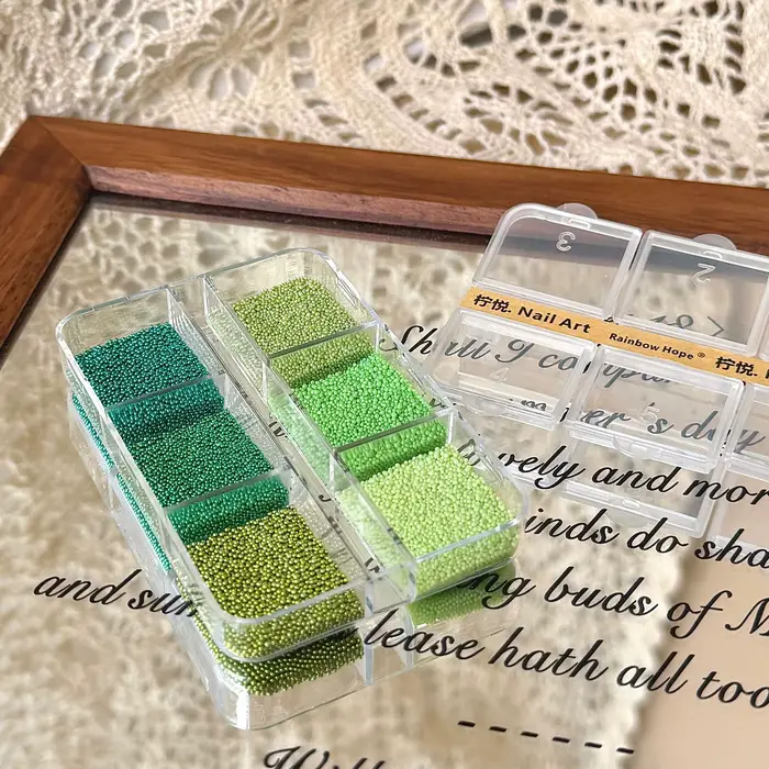 Accessoires pour ongles peints à la bombe style Ins