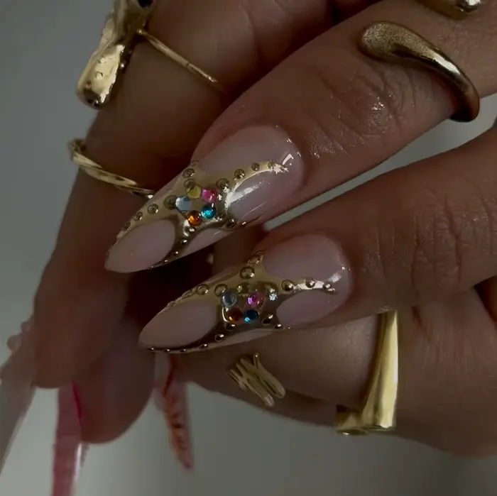 Faux ongles moyens pour femmes et filles