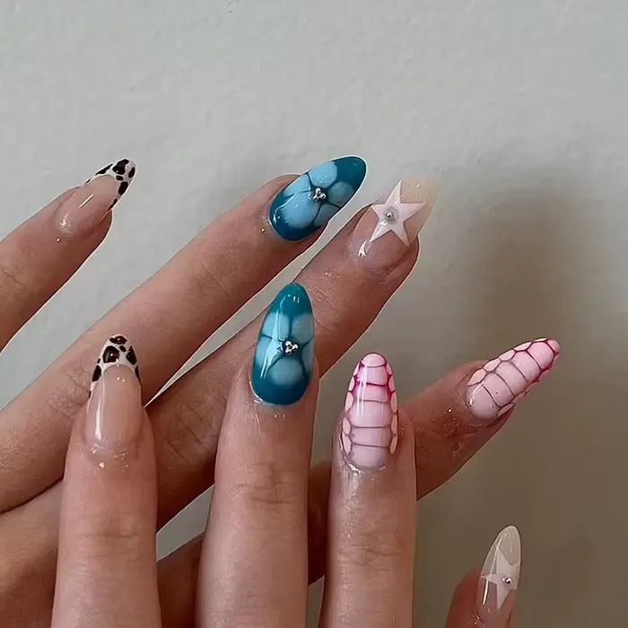 24 pièces bleu océan dégradé faux ongles peint à la main Seastar coloré brillant amande presse sur o