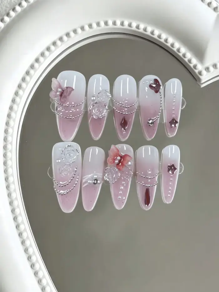 10 faux ongles en forme d'amande