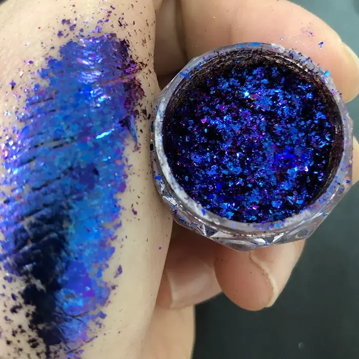 1 pot de paillettes pour nail art AURORA Chrome