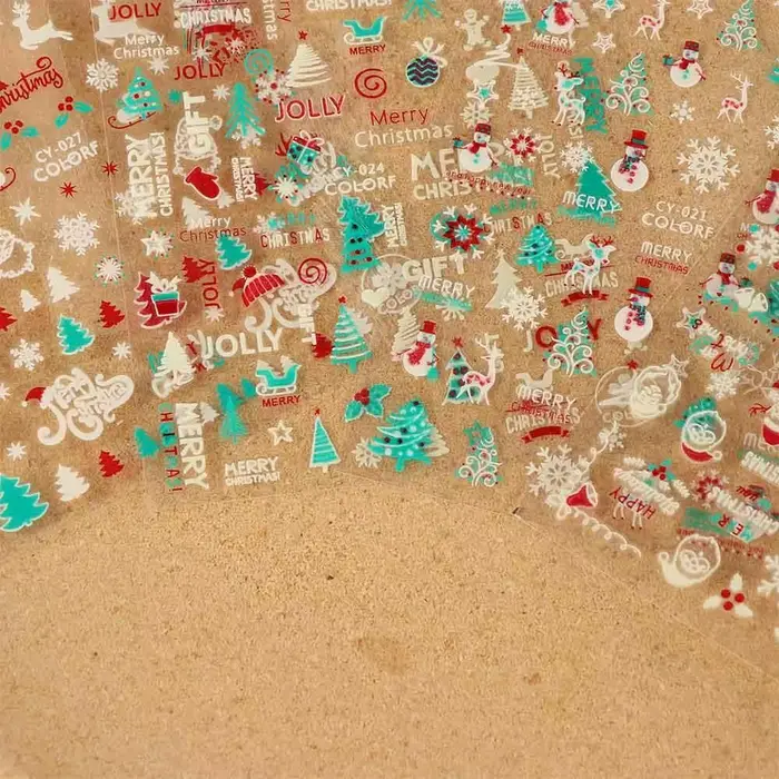 Autocollants pour ongles de Noël qui brillent dans le noir