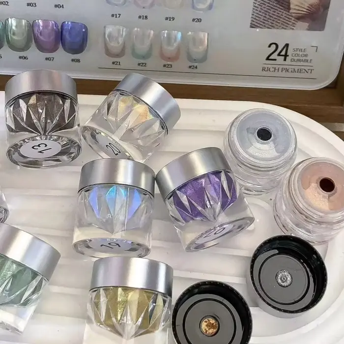 Ensemble de 24 couleurs pour nail art