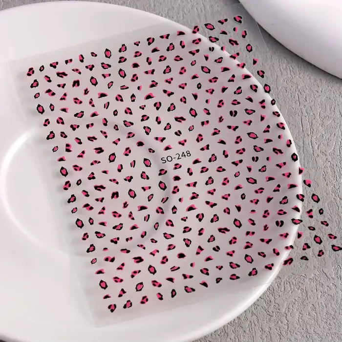 Autocollant pour Nail Art imprimé léopard marron noir rose