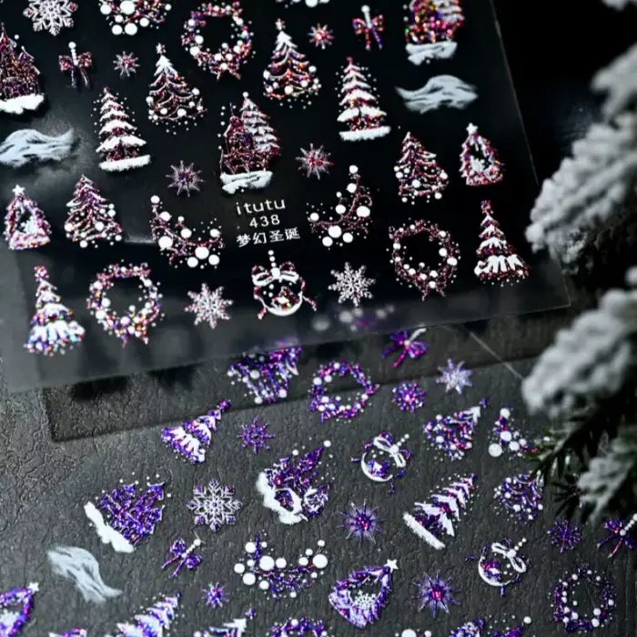 Autocollants de manucure auto-adhésifs en relief de noël