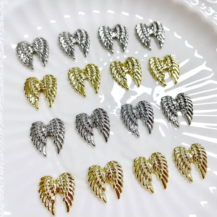 Breloques en alliage d'ailes d'ange pour ongles