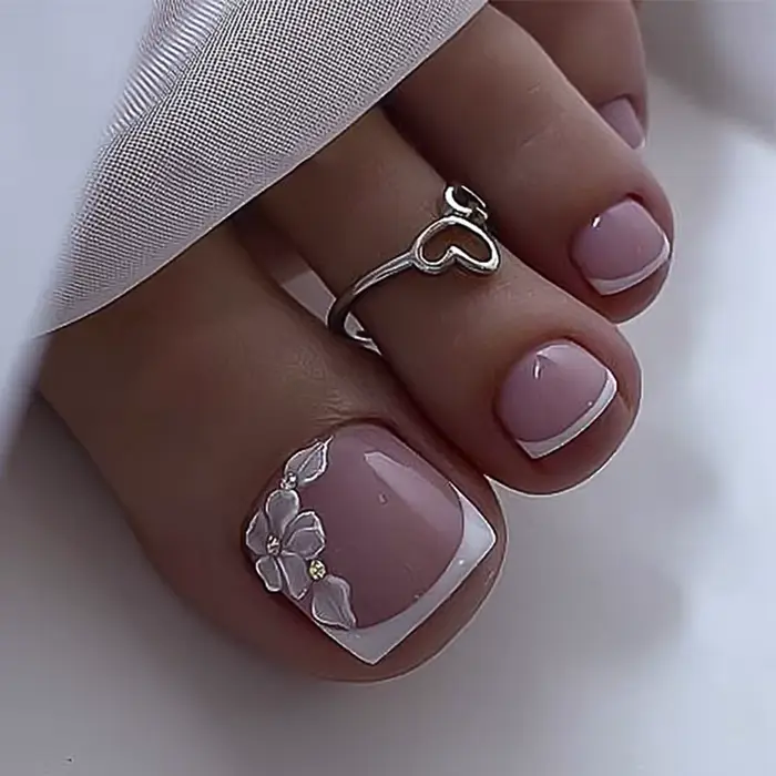 Faux ongles français pour orteils