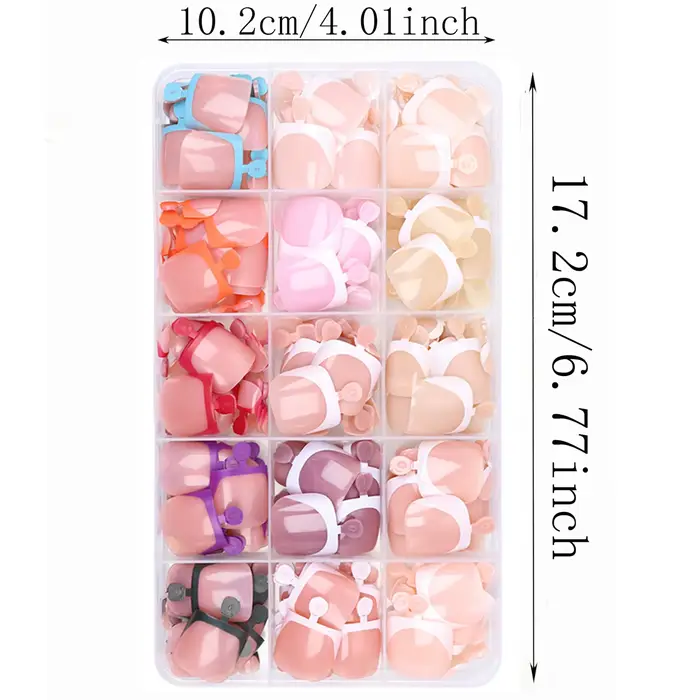 360 faux ongles carrés courts blancs style français