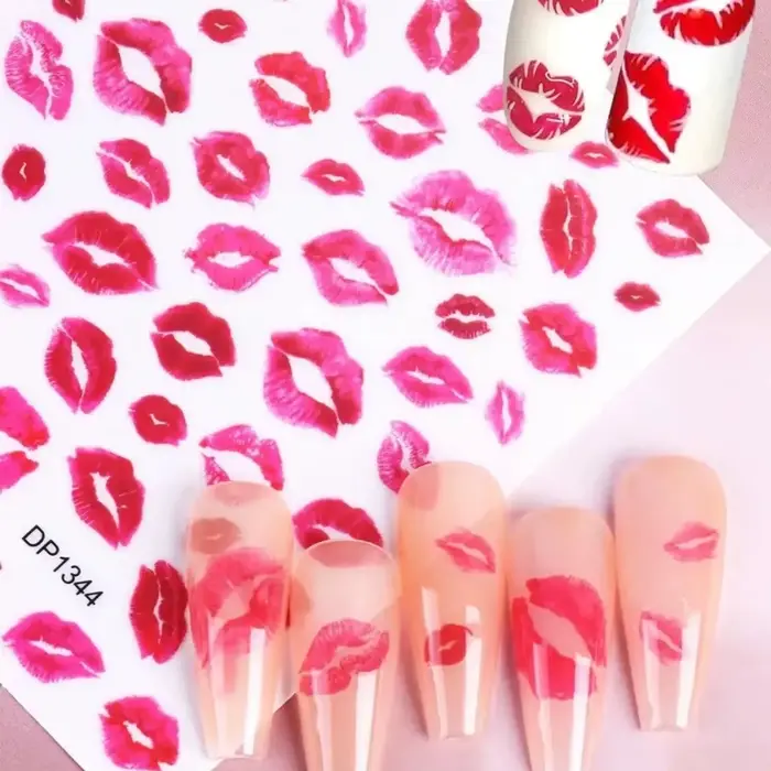 2 feuilles d'autocollants pour ongles Lèvres Rouges