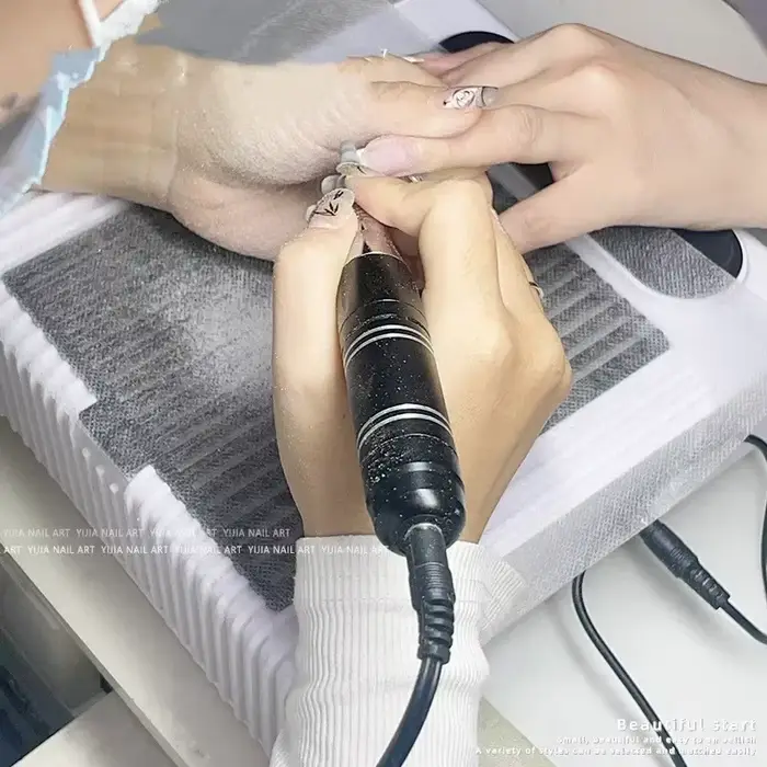 Filtre à vide pour ongles