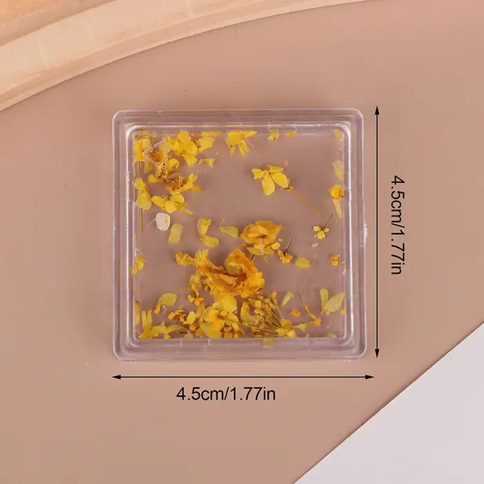 [GLOW] 1 boîte de décoration florale pour Nail Art