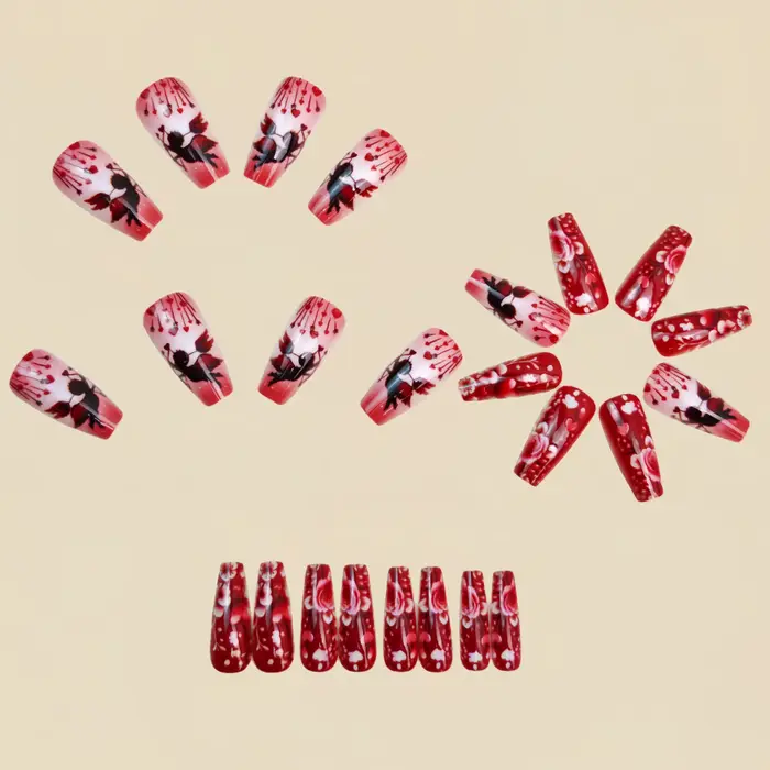 Faux ongles mi-longs pour la saint-valentin