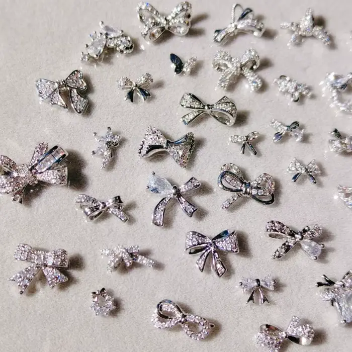 Nail Art Super Flash Zircon Bow Argent Petit Papillon Décorations pour Ongles