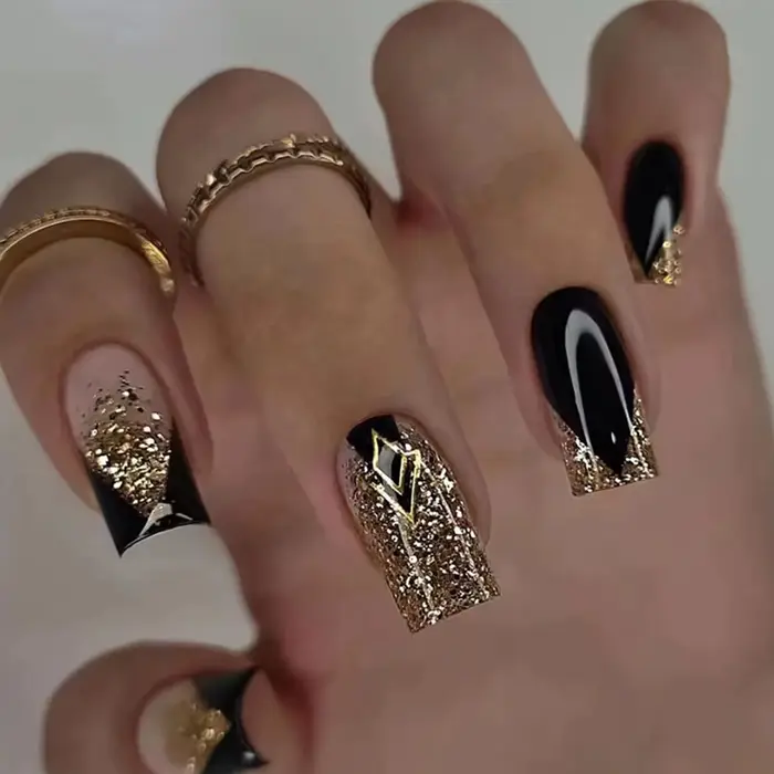 ARTAUG 24 pièces élèvent votre Style avec une presse noire d'amande moyenne sur les ongles presse sc