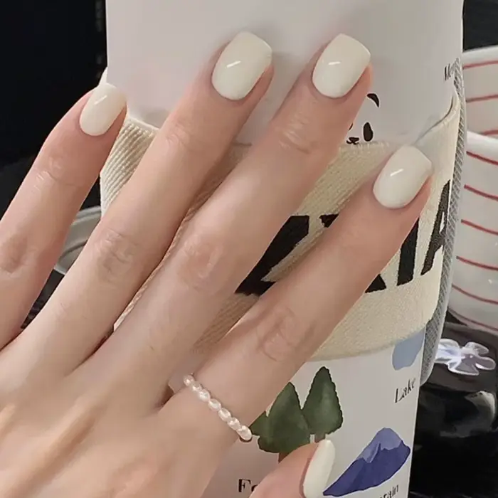 Faux Ongles Courts à Couverture Complète