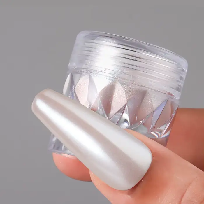 Poudre à ongles en forme de perle chromée blanche