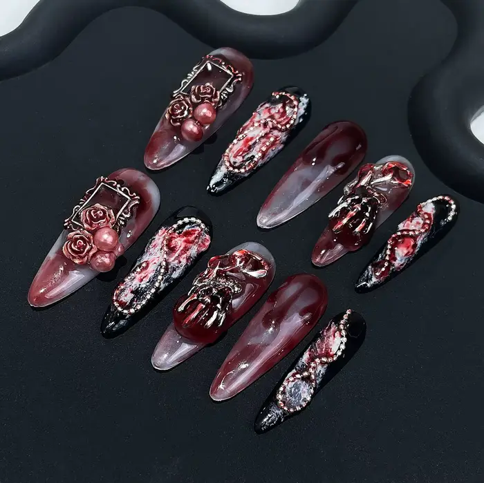 Presse gothique mystérieuse sur les ongles rouge foncé noir avec décor 3D complexe pour les événements