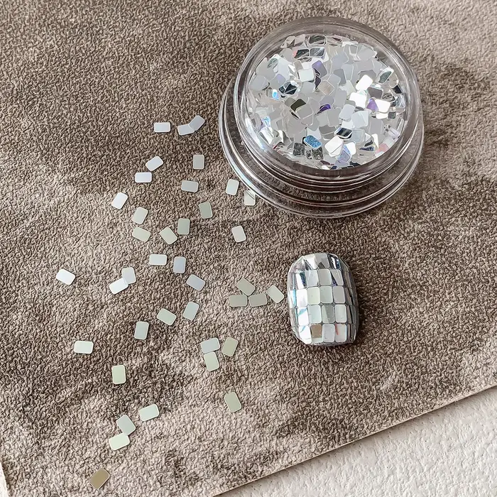 Accessoires pour Ongles à Paillettes Argentées Carrées en Boîte