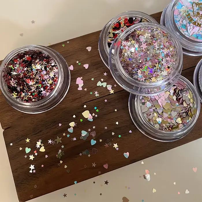 1 boîte de paillettes étoiles pour ongles
