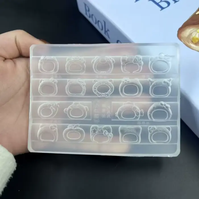 Moule à ongles en silicone transparent 3D