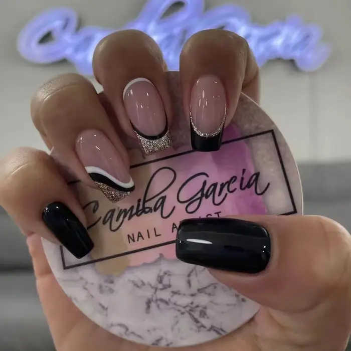 ARTAUG 24 pièces élèvent votre Style avec une presse noire d'amande moyenne sur les ongles