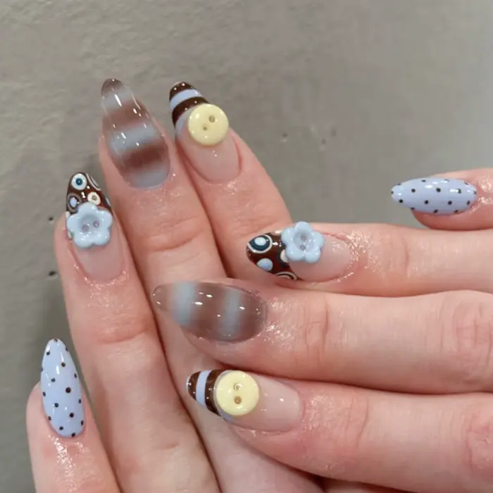 24 faux ongles bleus et marron effet dégradé, motifs 3D fleurs et pois, à presser, style français cr