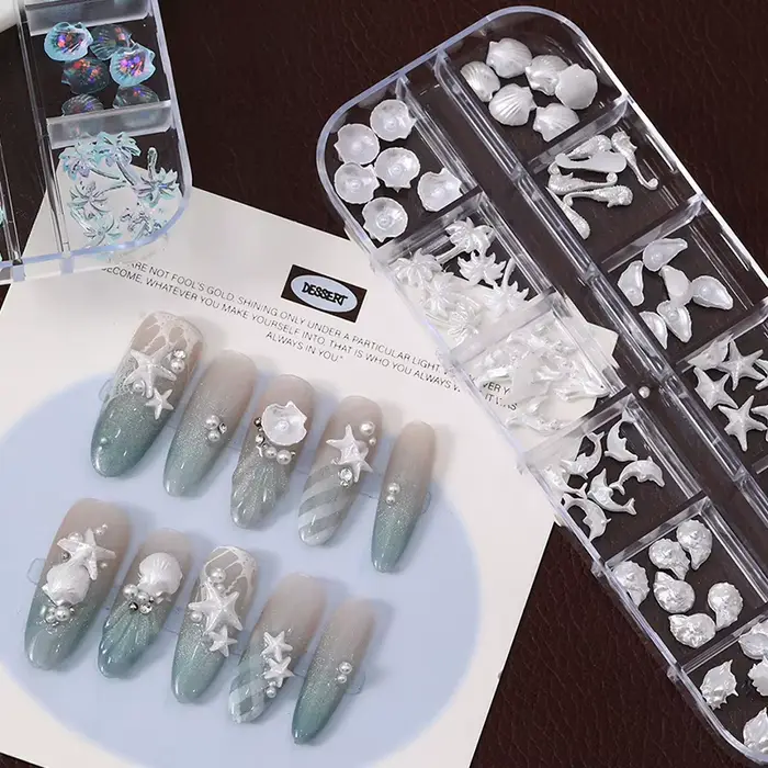 12 grilles/boîte Aurora breloque pour ongles