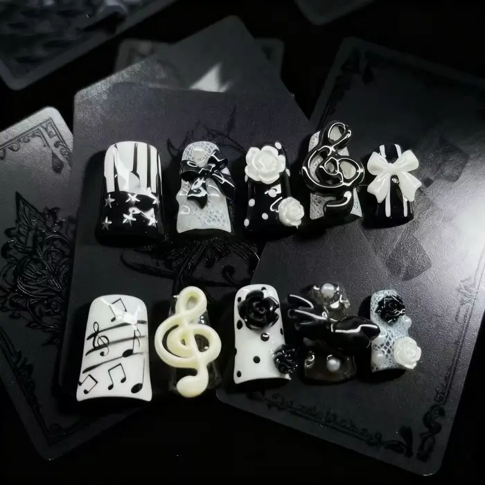 10 pièces à la main gothique presse sur ongles Punk foncé 3D Note de musique conception faux