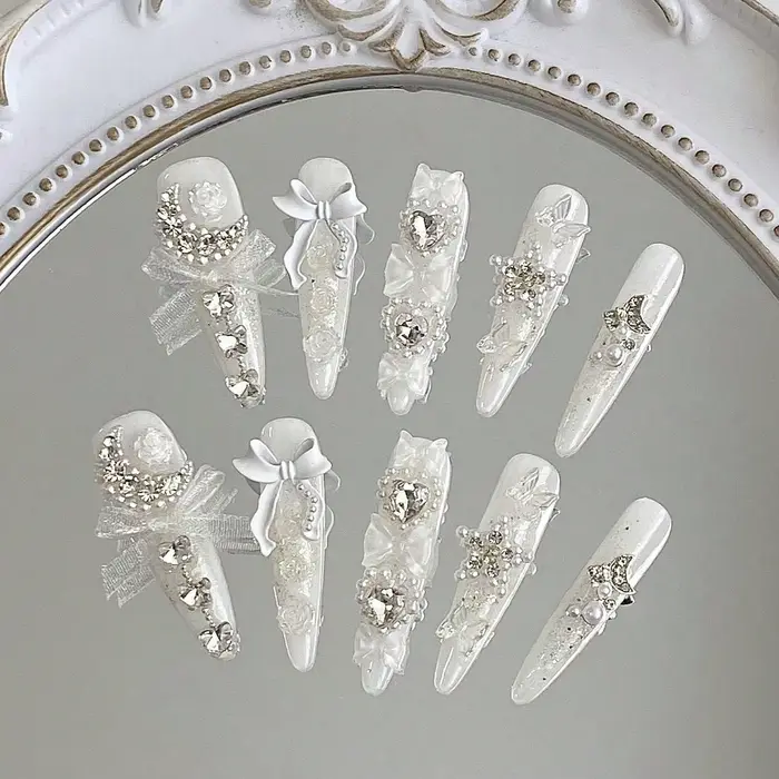 10 faux ongles longs en forme d'amande pressés à la main, magnifiques faux ongles, gaze blanche haut