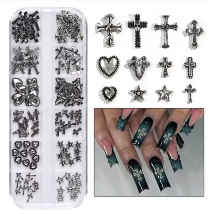 120 pièces/1 boîte européen américain foncé vintage style croix nail art patch y2k Premium métal