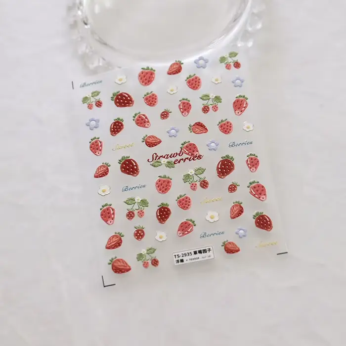 Autocollants pour ongles 5D fraise