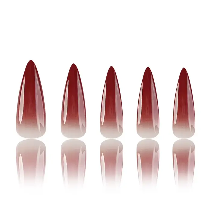 Vin rouge faux ongles conseils longue tête pointue brillant presse