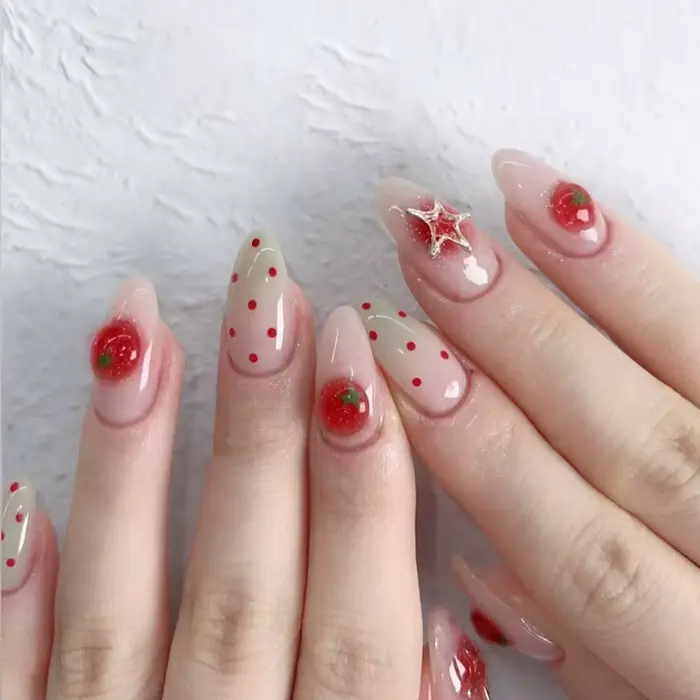 Manucure longue amande faux ongles français Aurora presse