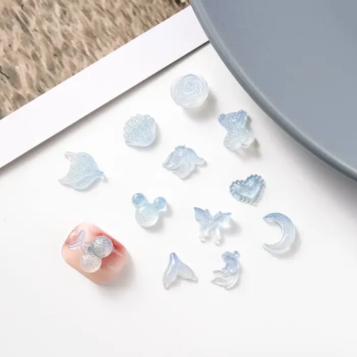 Nouveau kit d'art d'ongles d'été bleu clair mignon