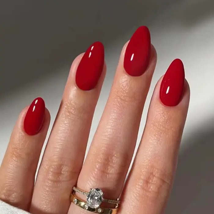 Faux ongles noirs brillants, amande courte, Simple, couleur unie, à pression, pour femmes et filles,