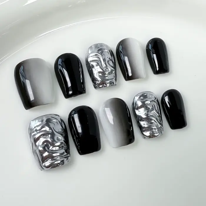 10 faux ongles courts carrés faits à la main avec design 3D