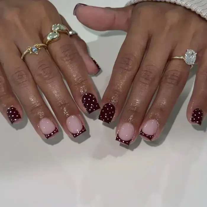 Faux ongles français rouge vin