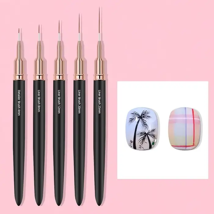 Pinceaux noirs pour Nail Art
