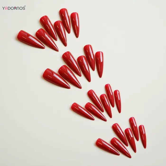Faux-ongles à pression en forme de cercueil