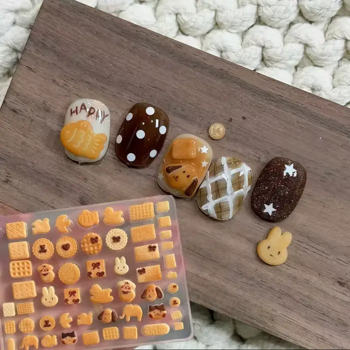 Ensemble de moules à ongles et à biscuits en forme d'animaux mignons - Formes de chien et de lapin,