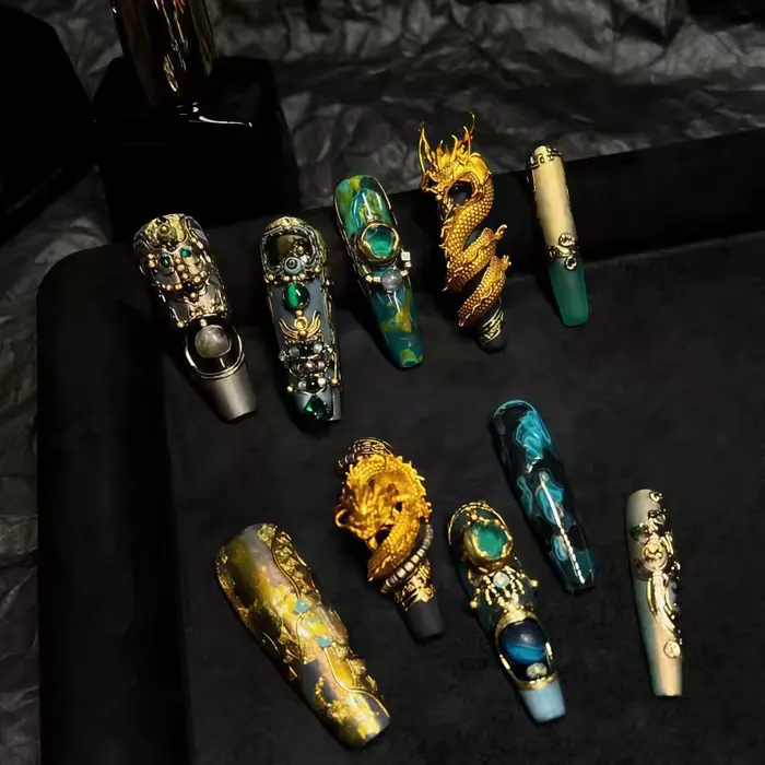 Nouveau moule à ongles 3D en silicone Dragon King