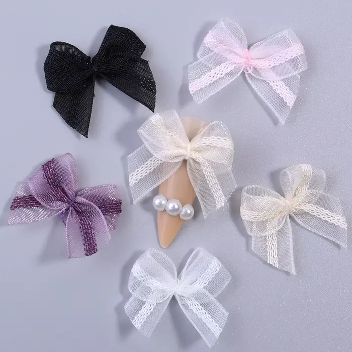 Mini nœuds en organza et mousseline