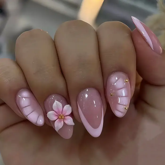 Manucure à la française style « ins » – ongles décoratifs avec motifs floraux