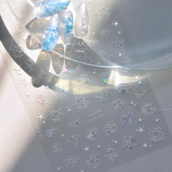 Autocollant de manucure décoratif en relief souple