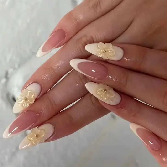 Faux ongles à presser en amande