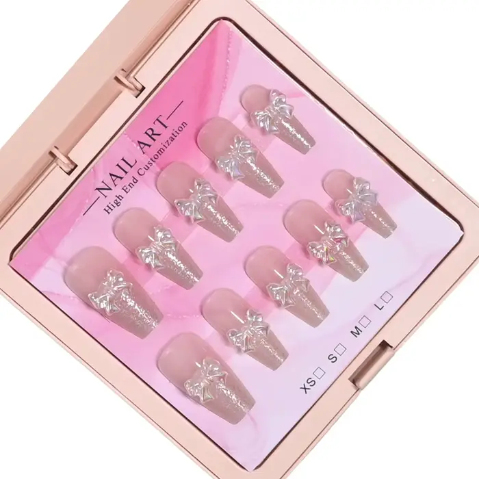 24 faux ongles longs en forme de cercueil, couleur nude avec paillettes, décorations 3D en forme de 