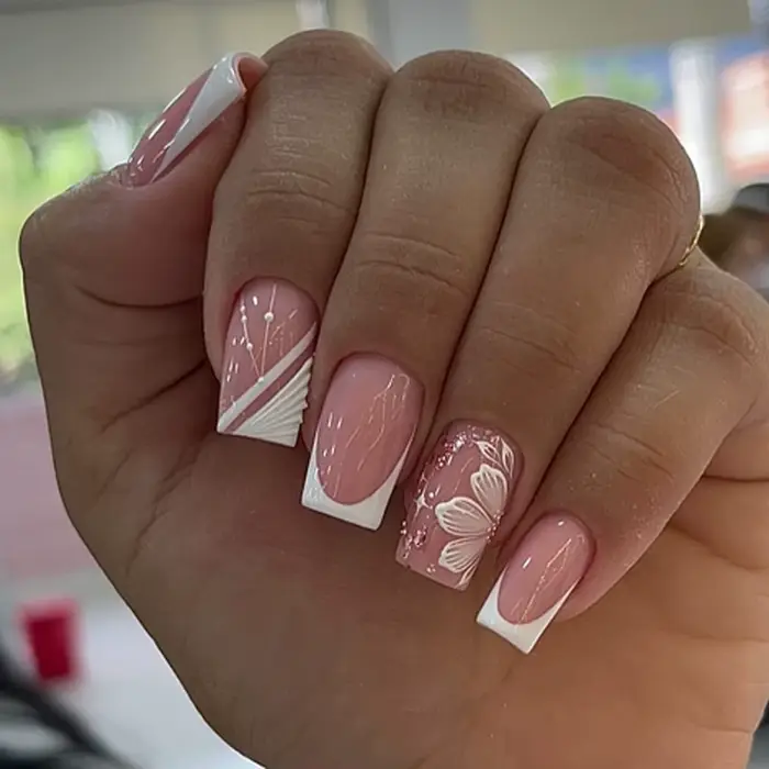 24 pièces tête carrée courte presse sur faux ongles français Simple faux ongles Art avec feuilles bl
