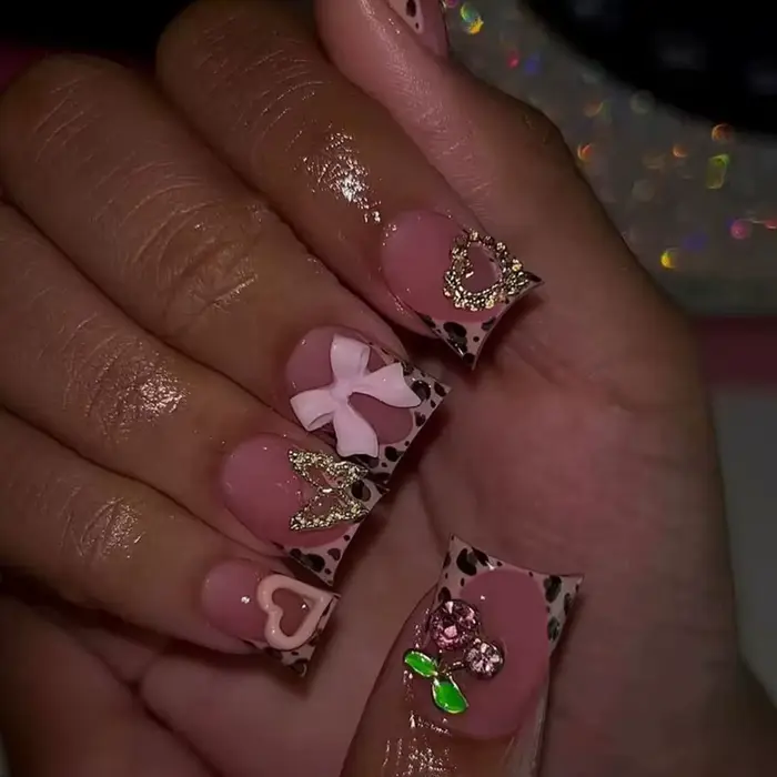 24 faux ongles courts carrés imprimé léopard