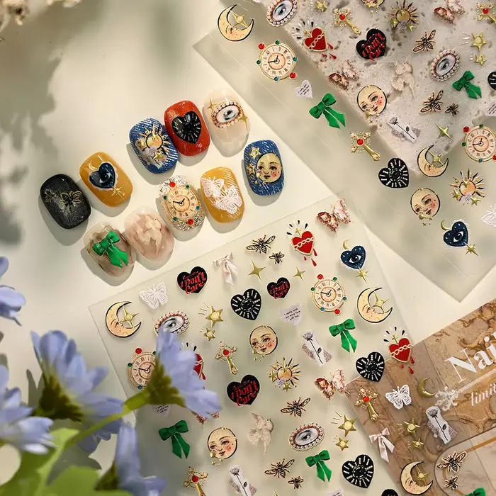 Autocollants pour ongles de visage européen, Design d'horloge solaire, lune et cœur, abeille, autoco